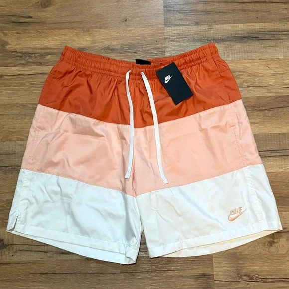 Nike Shorts - Picture 1 of 8